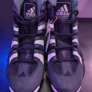 Kobe Bryant Crazy 8 Shoes 2023 Retro